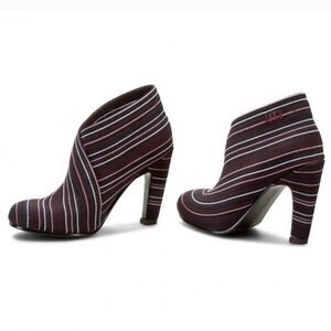 New - United Nude - The Fold Hi Glitch Booties Size 7